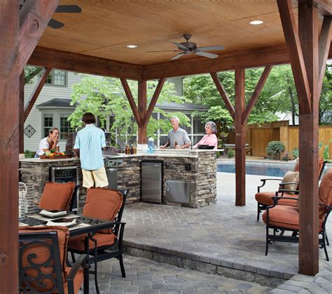 Looking for kitchen ideas for outside? outdoor kitchen designs | Archadeck of Charlotte