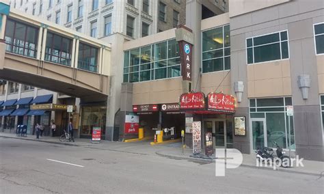 Perfect for picking up/dropping off minneapolis airport passengers, msp parking terminal 1offers a connection to terminal 1 via the skyway bridge. Metro Ramp Parking Garage | Minneapolis-St Paul Parking ...