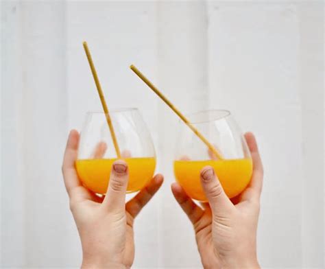 We use the base of the straw, cut it, boil it (for sterilisation) and package it. Miljövänliga sugrör av skånsk halm - Industrisverige.se ...