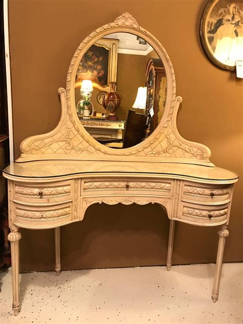 Coralayne youth mirrored vanity with chair. Hollywood Regency Vanity Desk with Mirror and Chair in ...