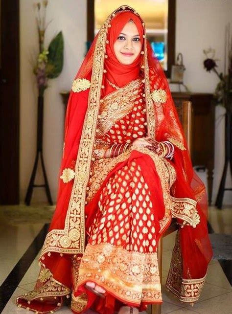 Adat yang dipakai dalam pernikahan india, seringkali juga adalah kombinasi antara tradisi agama yang mereka anut yakni antara beda hindu, jains, sikhs, islam, dengan tradisi keluarga. 36 Inspirasi Foto Baju Pengantin India Muslim | Ragam Muslim