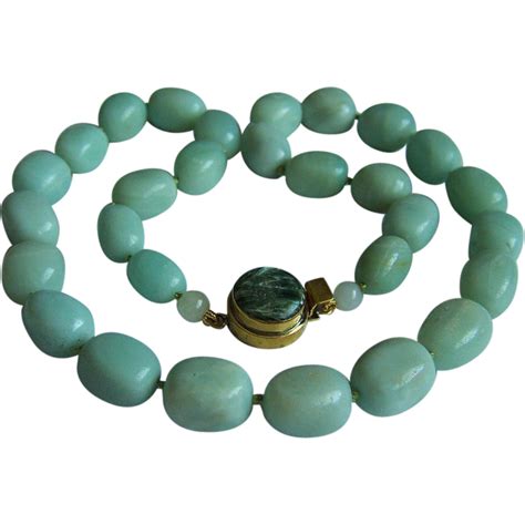 Amazing Vintage Heavy Light Green Jade Necklace 27 1975 G From
