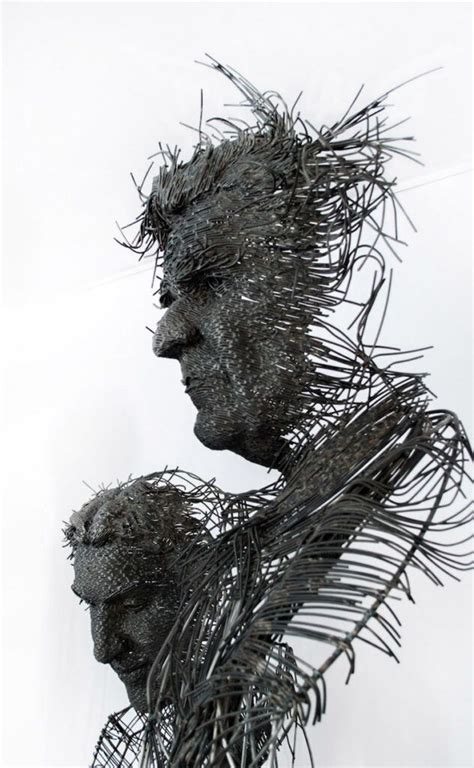 Darius Hulea Makes Historical Sculptures From Metal Wires Designs