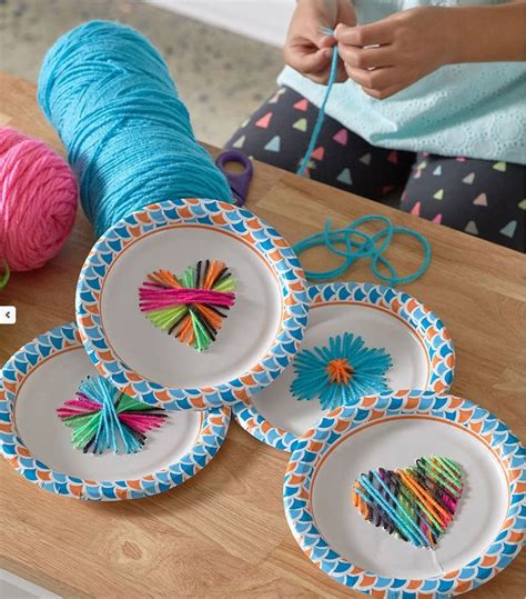 25 Yarn Crafts For Kids Theyll Have A Ball With Kids Love What Fun