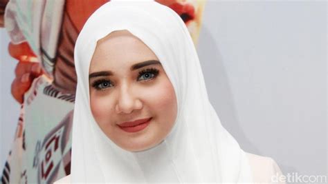 Nah, untuk mengetahui informasinya lebih jelas, berikut popmama.com telah merangkum ulasan jika tidak segera ditangani, bayi bisa saja mengalami sawan, kejang dan mengigau. Doa dan Pesan Siti Nurhaliza untuk Zaskia Sungkar Jalani ...