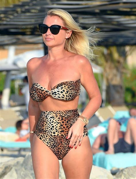 Billie Faiers In A Leopard Print Bikini Takes A Dip In The Hot Sex Picture