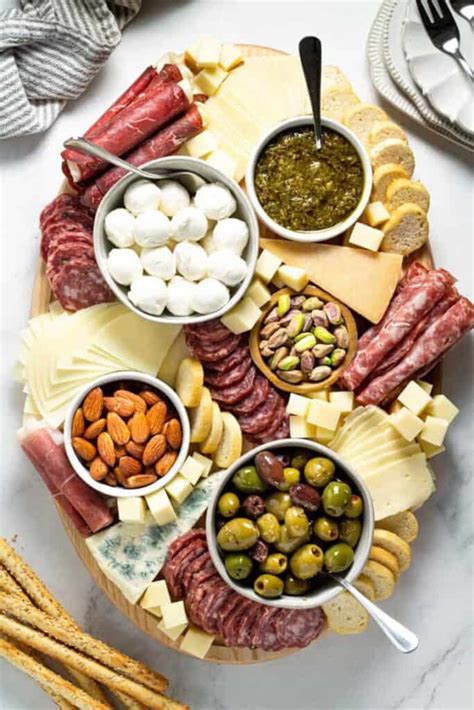 How To Make Simple Charcuterie Board Toughinspire