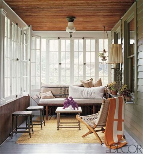 26 Smart And Creative Small Sunroom Décor Ideas - DigsDigs