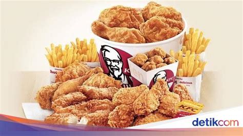 Di indonesia salam tiga jari yang disuarakan sejumlah musisi dan kekuatan sipil ditujukan untuk tetapi di thailand, junta militer negara itu telah menangkap sejumlah mahasiswa dan kelompok. KFC Indonesia, Malaysia, dan Thailand, Mana yang Lebih Enak?