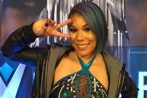 Wwe News Wwe Sign Ex Impact Ace Mia Yim After Starring In Mae Young