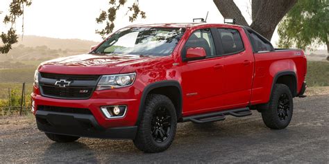 2016 Chevrolet Colorado Diesel First Drive Review Car And Driver