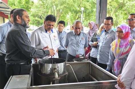This set is often saved in the same folder as. KUNJUNGAN DATUK BANDAR MBSA KE PPKM KUPAS ISU PENGURUSAN ...