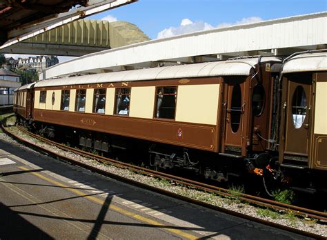 Pullman Car Gwen
