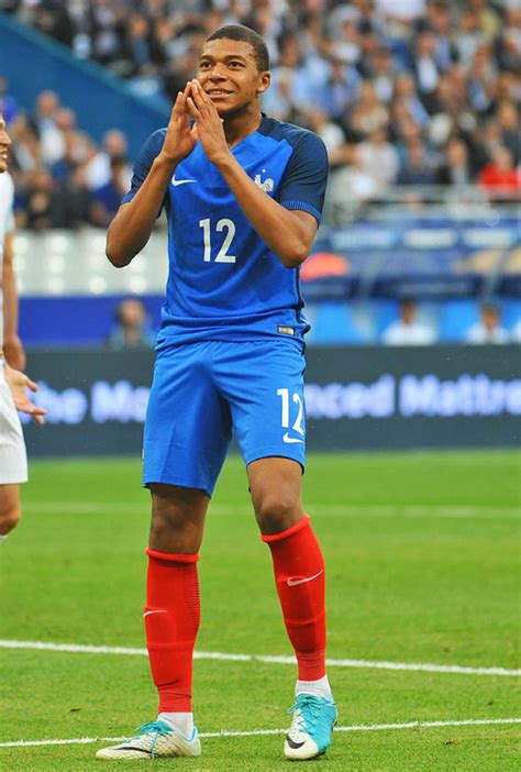 Football statistics of kylian mbappé including club and national team history. Real Madrid Transfer News: Kylian Mbappe wants to replace ...