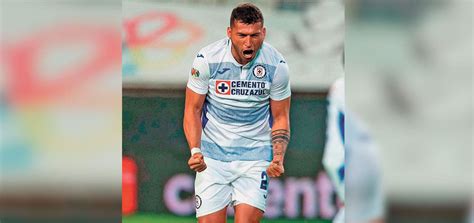 Santos se adelantó por medio de un golazo de diego valdes santos no se rindió, claro está, pero se quedó corto en su intento de ganar la séptima. Ya ganó el Cruz Azul | Diario de Morelos