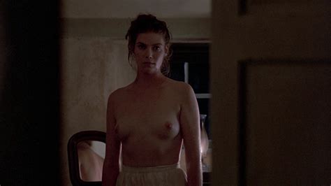 Kelly Mcgillis Desnuda En Witness