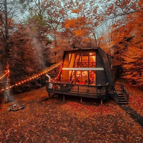 Autumn Cabin In New York Rpics