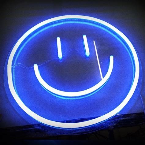 Smile Neon Sign Cosas Azules Fondos De Pantalla De Color Azul Fotos