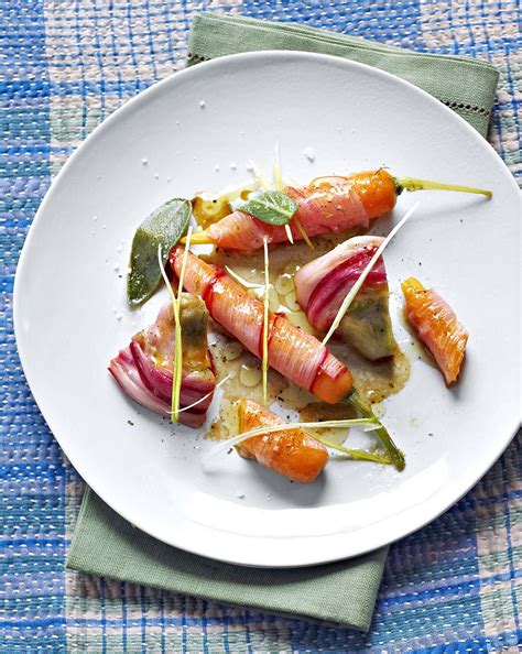 Retrouvez la recette fond d'artichaut farci au chèvre chaud sur qui veut du fromage, le site référent du fromage ! Artichauts poivrade et carottes "enrhubarbés" | Recette ...