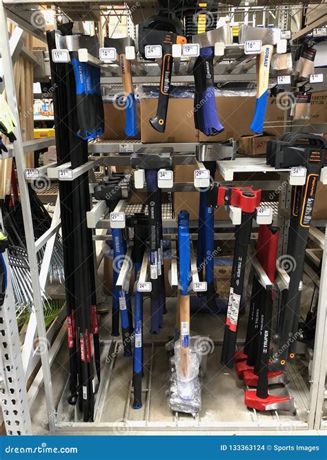 Lowes Home Improvement Store. Editorial Stock Image - Image of center