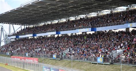 Hier findet ihr rennhighlights you want the grid feeling? Traditionsevent auf Nürburgring ohne Zuschauer | Motors-Addict