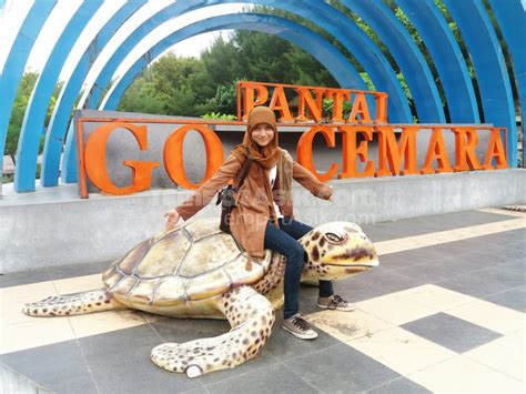 Maybe you would like to learn more about one of these? Pantai Goa Cemara dengan Spot Romantis dan Kesejukannya ...