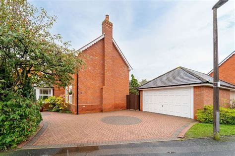 4 Bedroom Detached For Sale In Chilwell Close Solihull B91