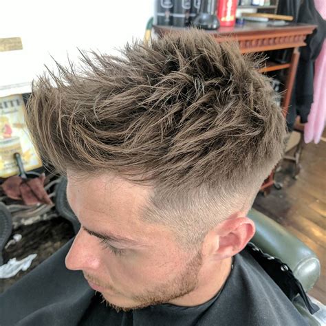 Popular Medium Length Haircuts to Get in 2018 - Men's Hairstyle Swag