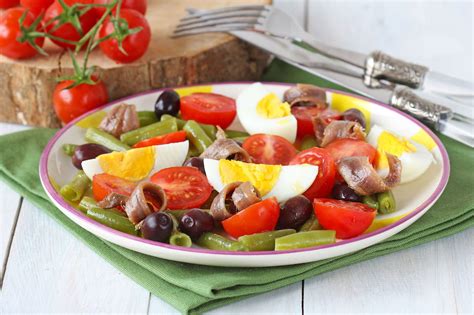 Pasta alla norma, risotto alla marinara, tiella barese, triglie alla livornese, sono solo alcune delle favolose ricette che ti proponiamo per quando splende il sole! Ricette estive veloci (ed economiche)