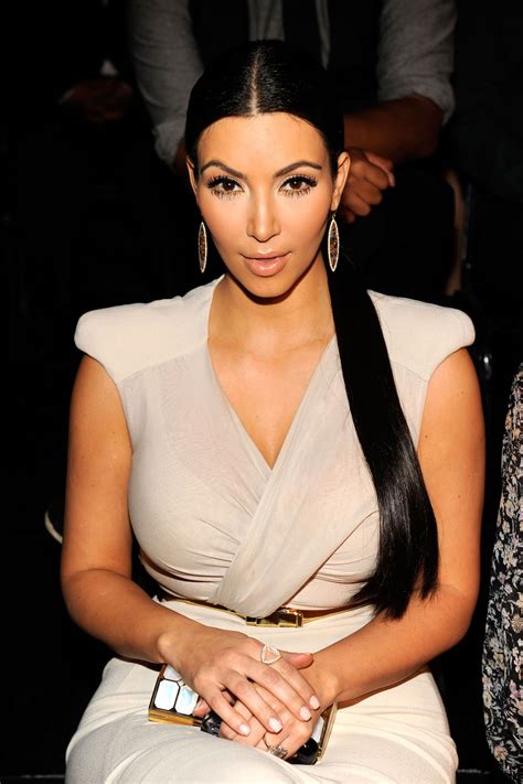 Kim Kardashian Wests Beauty Looks Over The Yearhellogiggles