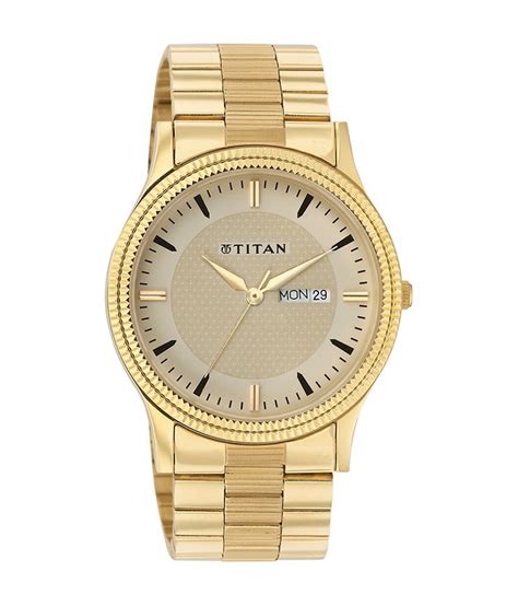 The female titan kills armin's entire squad, but spares armin's life after carefully removing his hood and observing his face. Titan 1650ym04 Analog Watch - Buy Titan 1650ym04 Analog ...