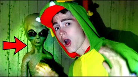 Some amazing facts about inquisitormaster. ALIEN SCARE PRANK ON MY BOYFRIEND! - YouTube