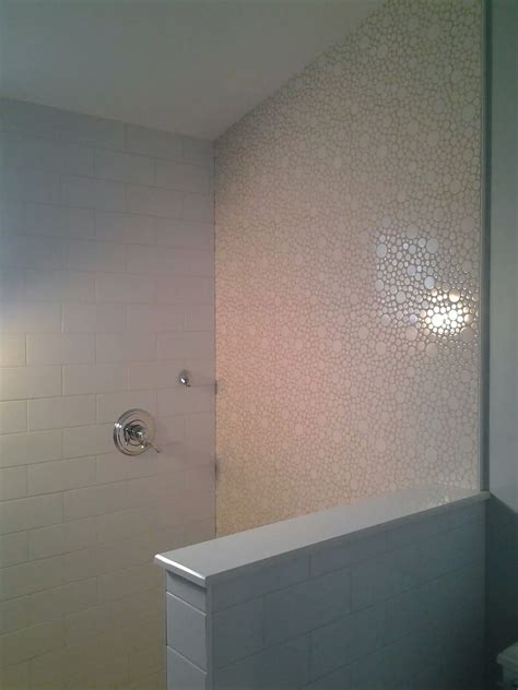 Watch professional painter roy evans show you how to update a tired looking bathroom by simply painting ceramic tiles with white knight tile paint which contains microban® to protect against mould, mildew and fungus. 4x10 White Gloss Ceramic / Bubble Ceramic Tile/ bathroom ...