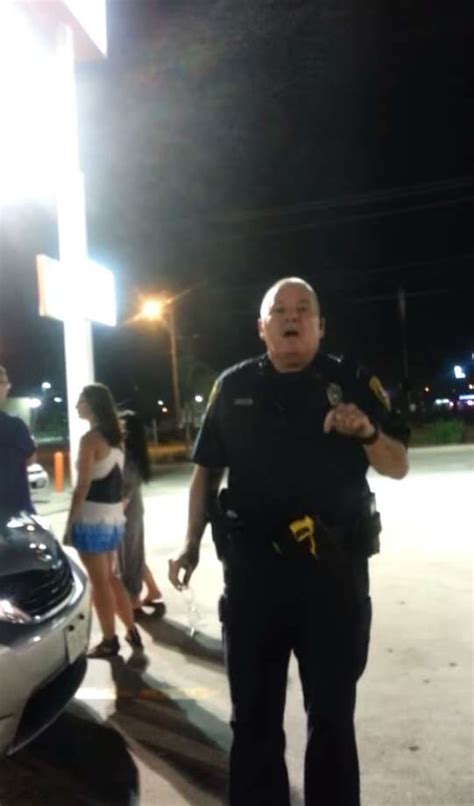 texas cop resigns after putting woman in chokehold while she filmed arrest san antonio express