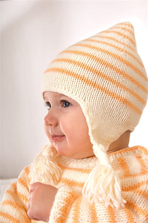 Leben die eltern gemeinsam mit dem kind zusammen, stellt sich die frage nicht, wer den unterhalt zahlen muss. Set aus Mütze, Fäustlingen und Socken - kostenlose Strickanleitung | Babymütze stricken ...