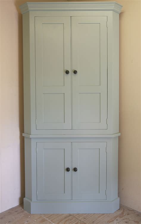 Mother hubbard's custom cabinetry explains what we do to solve the corner cabinet dilemma. Furniture: Splendid Corner Armoire Design For Your Corner ...