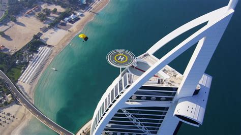 Burj Al Arab Helipad Skydive Landing Youtube