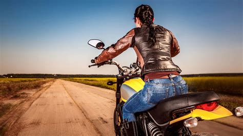 More expensive motorbikes cost more to repair and replace, so insurance companies will charge you more to insure them if you purchase comprehensive and collision insurance. How Much Do Motorcycles Cost? - All About Vehicles