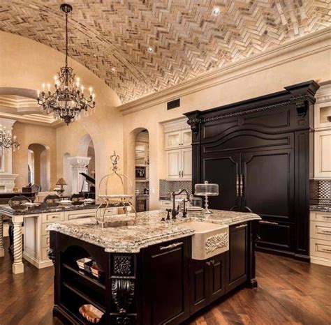 Pin By Shawn Johnson On For The Home Luxury Kitchens Fancy Kitchens
