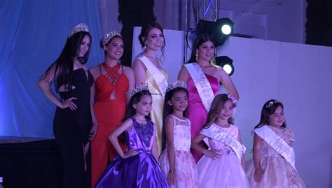 Presentan A Reinas De La Feria De La Primavera En Rosario Sociedad
