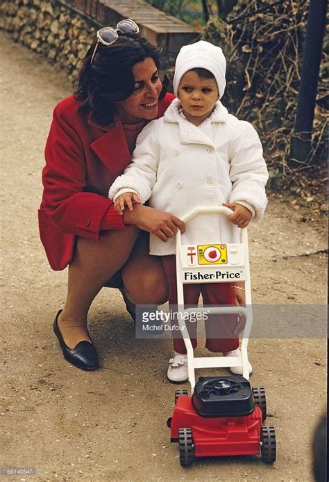 By chris hutchins and peter thompson | oct 11, 2011. Christina Onassis, daughter of Greek shipping magnet ...