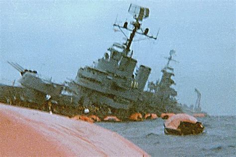 Noticias, fotos, videos, foros, descargas, encuentas, etc "War Crime" allegations in the Falklands War - Justin ...