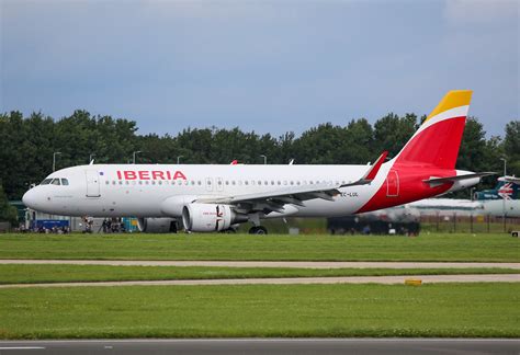 Iberia Airbus A320 216 Ec Lul Joshua Allen Flickr