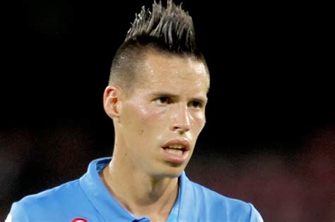 Napoli hat gegen sampdoria genua gewonnen und überwintert als tabellenführer der serie a. Berater bestätigt: Zahlreiche Angebote für Napoli-Star Hamsik