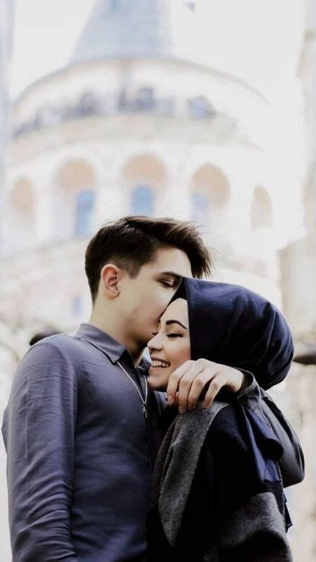 Muslim Couple Love Wallpaper Download Mobcup