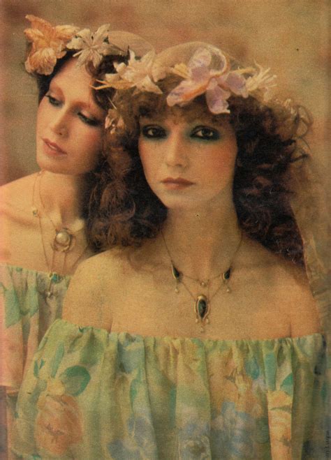 yves saint laurent liberty cherie elle magazine july 7th 1975 barry lategan 70s fashion