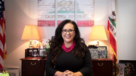 Californias Lorena Gonzalez Ab 5 Champion Black Widow Of Public Policy