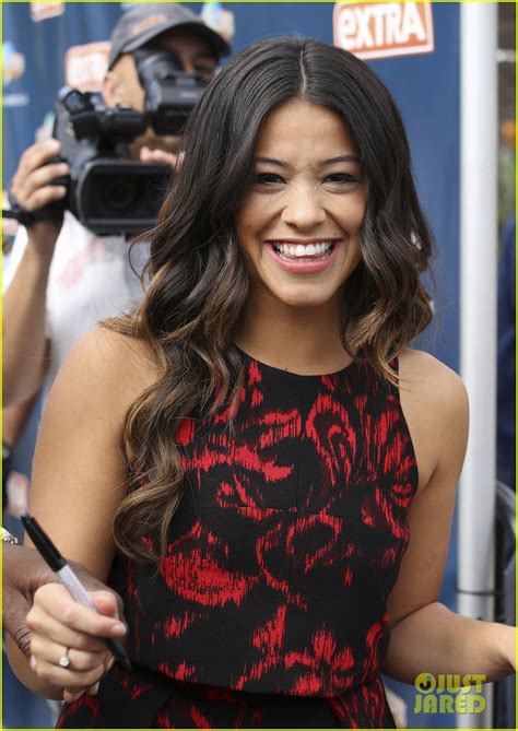 gina rodriguez was praying and waiting for jane the virgin role photo 3222776 photos just