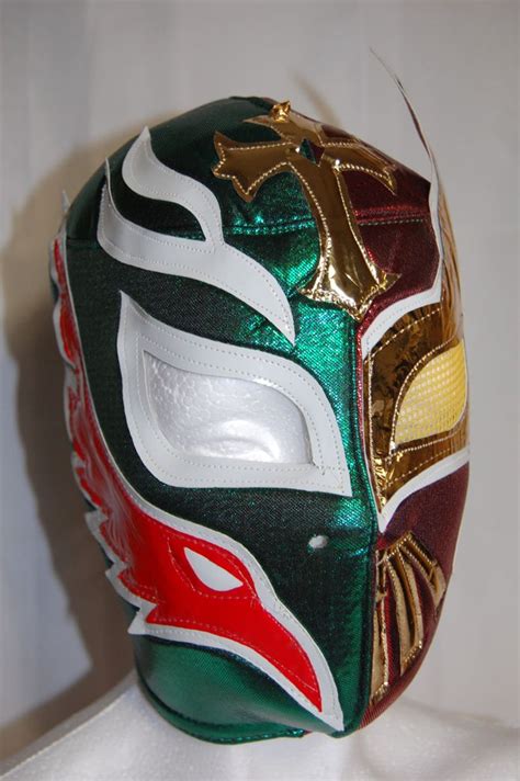 More world wrestling characters coming soon. SIN CARA/REY MISTERIO - Mask Fever (con imágenes) | Lucha ...