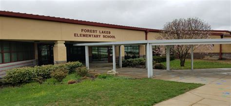 Home Forest Lakes Elementary School